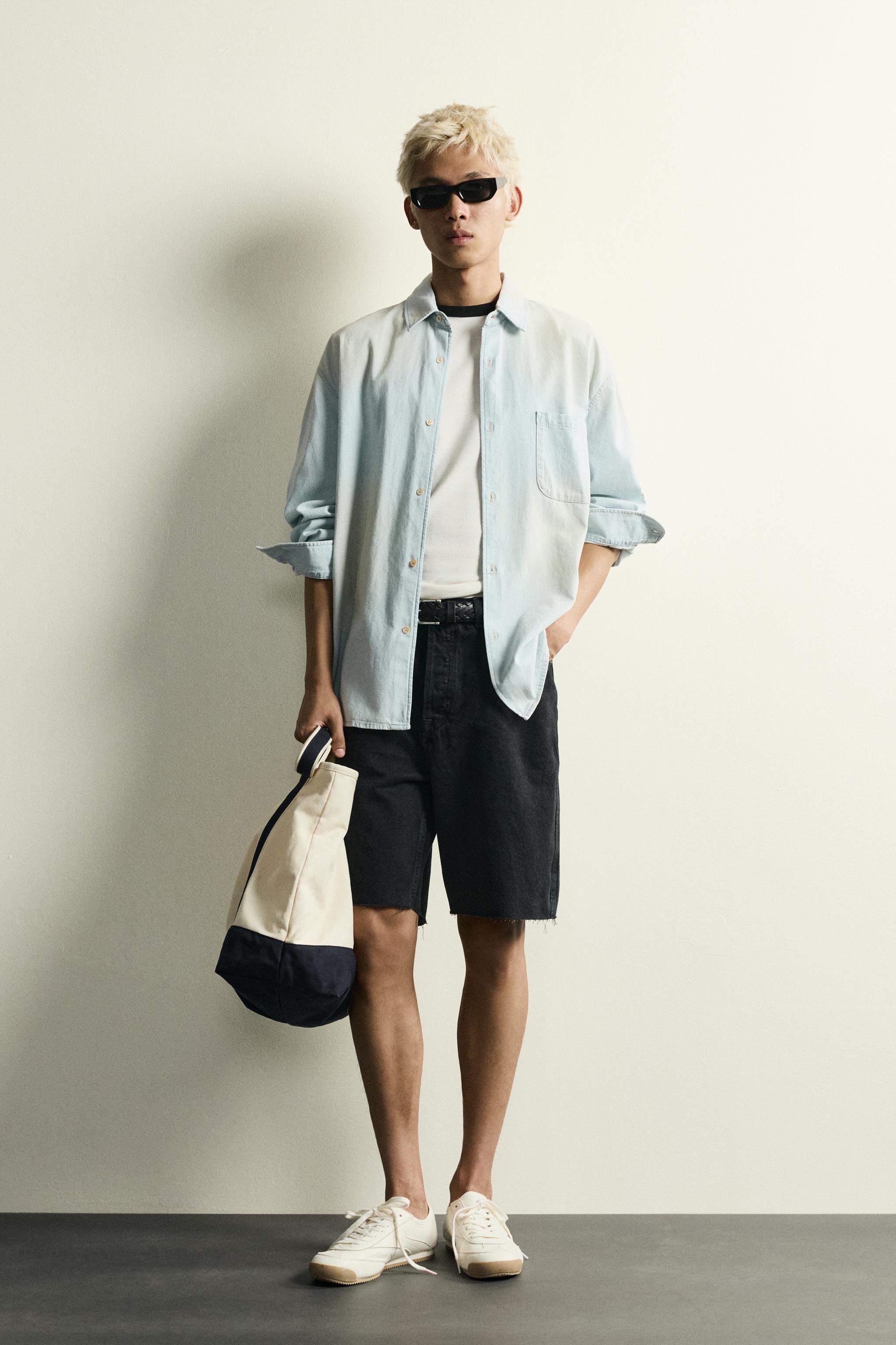 STRAIGHT FIT DENIM SHORTS